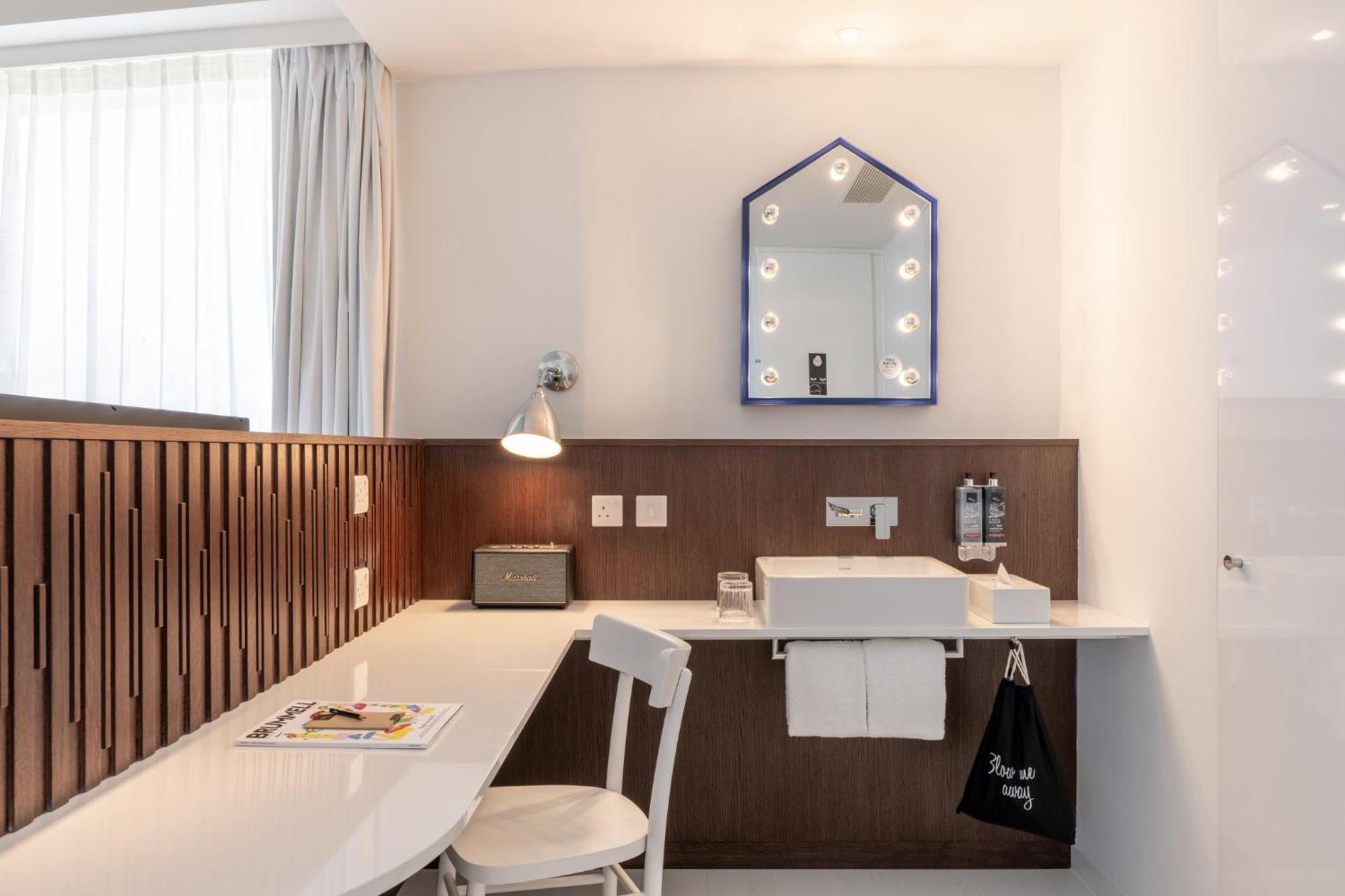 Ruby Zoe Hotel London Eksteriør bilde